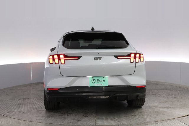 2022 Ford Mustang Mach-E — photo 12 of 21
