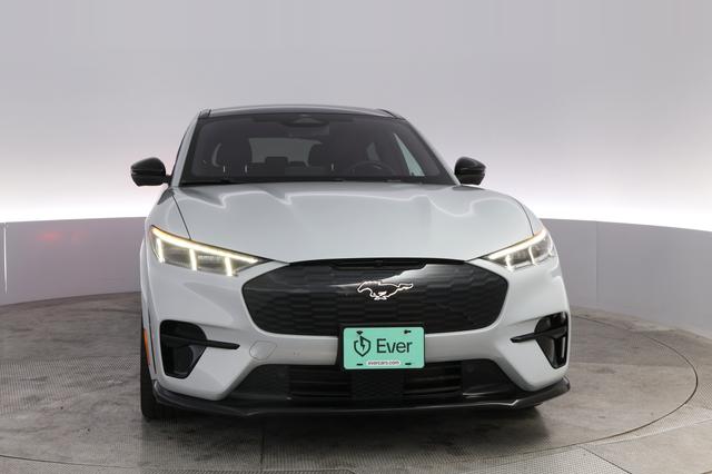 2022 Ford Mustang Mach-E — photo 9 of 21