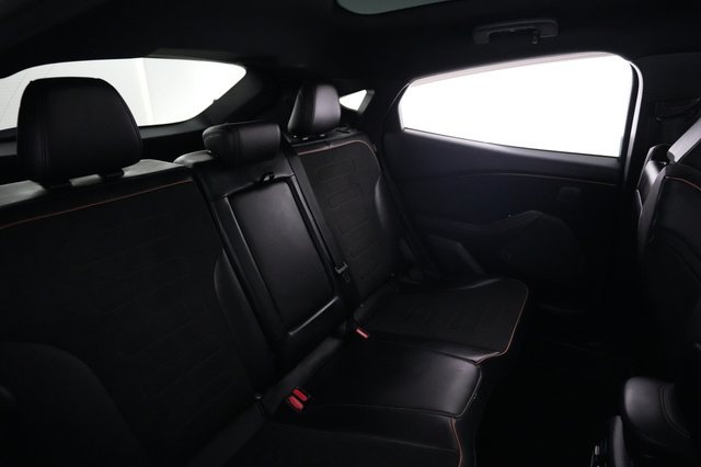 2022 Ford Mustang Mach-E — photo 4 of 21