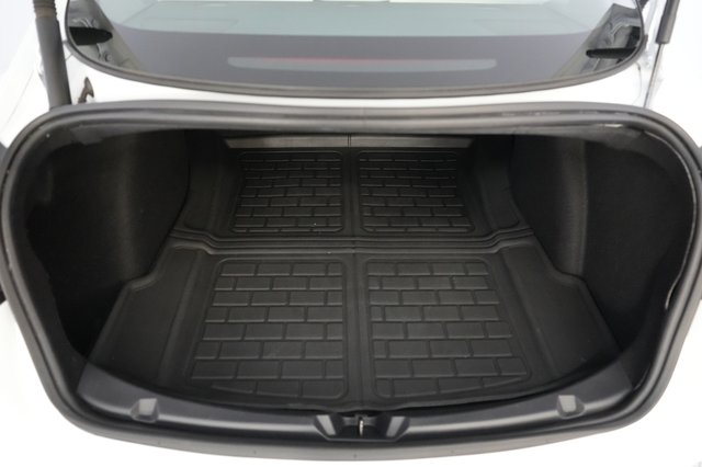 2022 Tesla Model 3 — photo 6 of 21