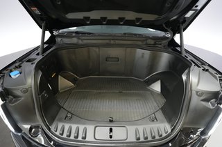 2023 Ford F-150 Lightning — photo 16 of 17