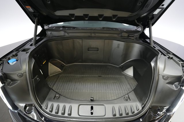 2023 Ford F-150 Lightning — photo 16 of 17