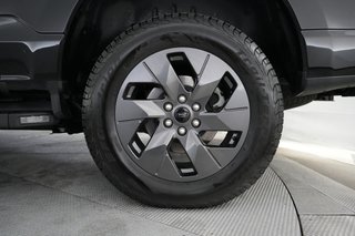 2023 Ford F-150 Lightning — photo 11 of 17