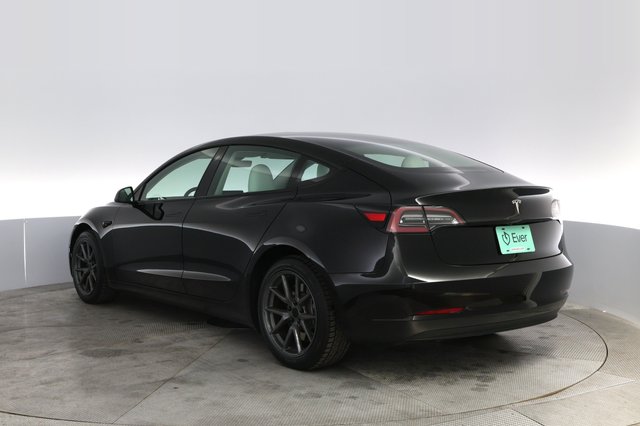2023 Tesla Model 3 — photo 13 of 21