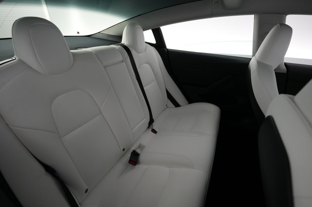 2023 Tesla Model 3 — photo 4 of 21