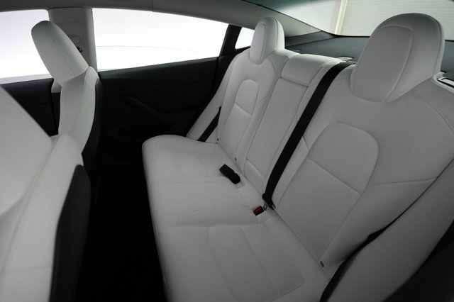 2023 Tesla Model 3 — photo 18 of 21