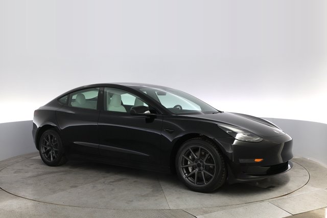 2023 Tesla Model 3 — photo 11 of 21