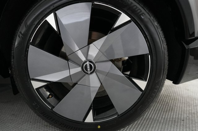2023 Nissan Ariya — photo 7 of 21