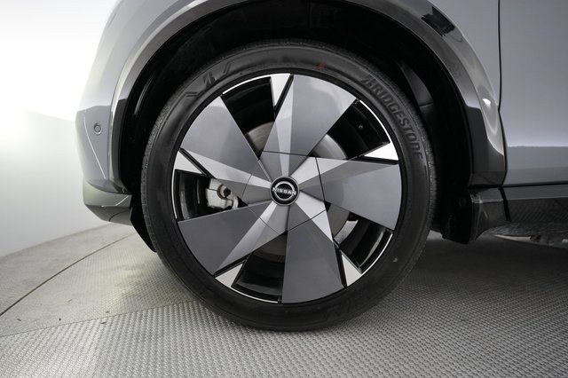 2023 Nissan Ariya — photo 15 of 23