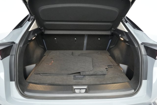 2023 Nissan Ariya — photo 6 of 23