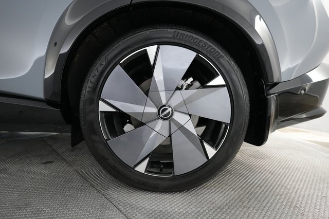 2023 Nissan Ariya — photo 16 of 23