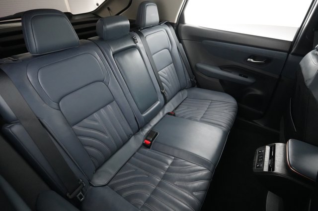 2023 Nissan Ariya — photo 4 of 23