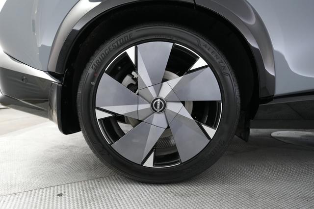 2023 Nissan Ariya — photo 7 of 23