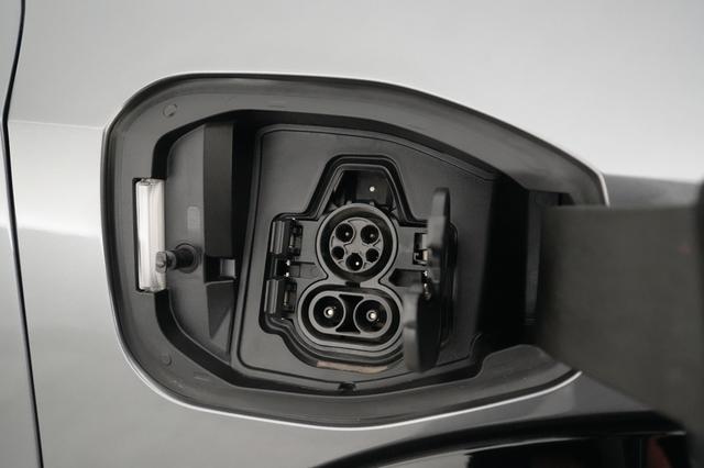 2023 Nissan Ariya — photo 8 of 25