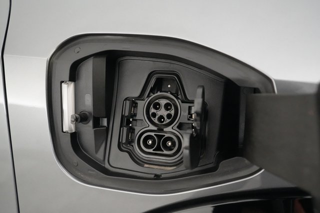 2023 Nissan Ariya — photo 8 of 25