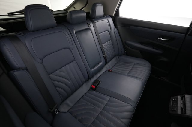 2023 Nissan Ariya — photo 4 of 25