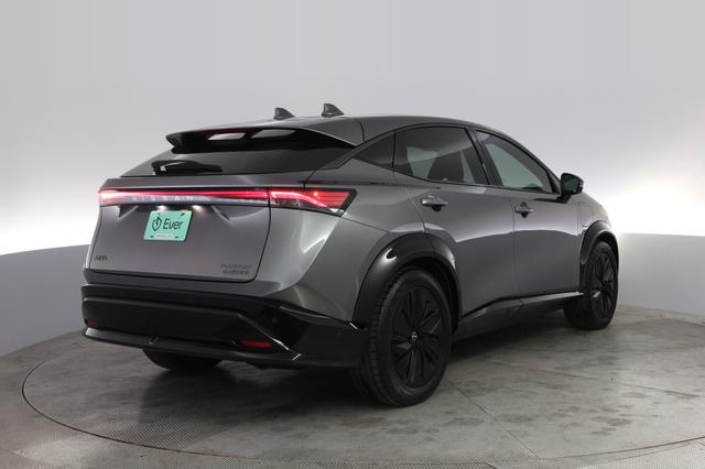 2023 Nissan Ariya — photo 2 of 25