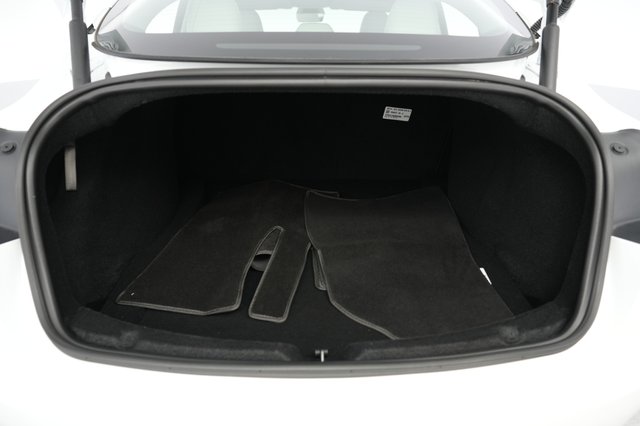 2025 Tesla Model 3 — photo 6 of 23