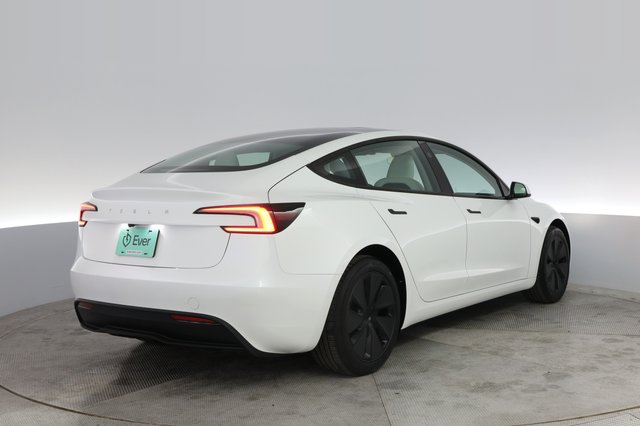 2025 Tesla Model 3 — photo 2 of 23