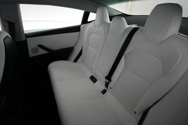 2025 Tesla Model 3 — photo 18 of 23