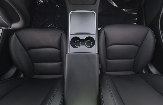 2022 Tesla Model 3 — photo 22 of 24
