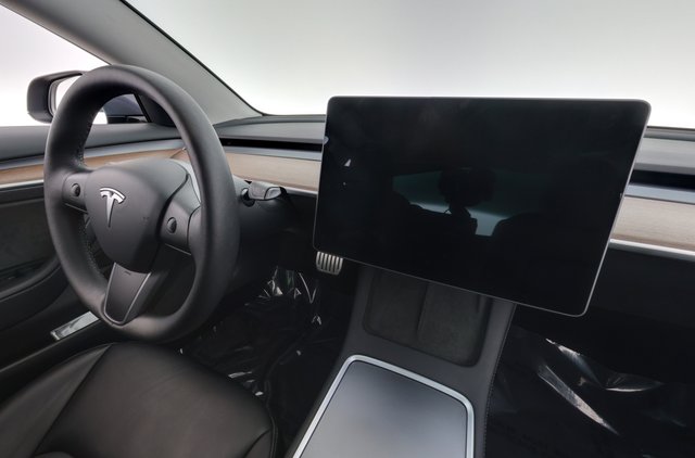 2022 Tesla Model 3 — photo 20 of 24