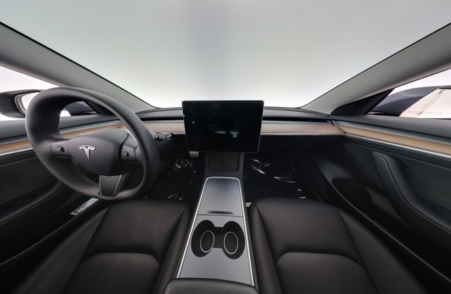 2022 Tesla Model 3 — photo 21 of 24