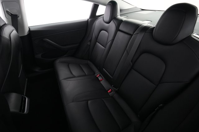 2022 Tesla Model 3 — photo 19 of 24