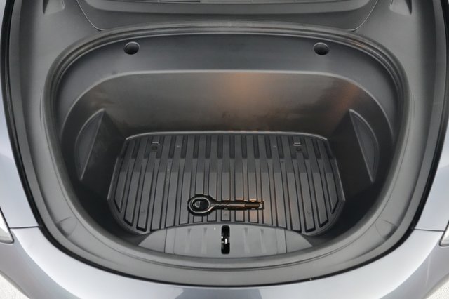 2022 Tesla Model 3 — photo 23 of 24