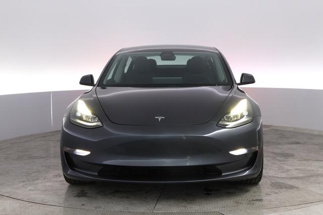 2022 Tesla Model 3 — photo 9 of 24
