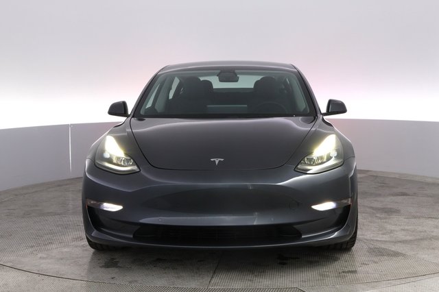 2022 Tesla Model 3 — photo 9 of 24