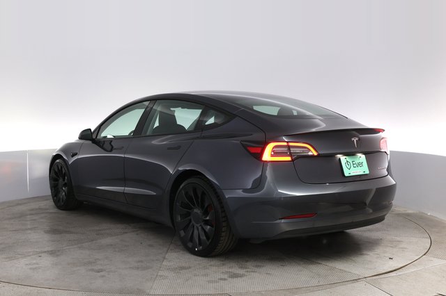 2022 Tesla Model 3 — photo 13 of 24