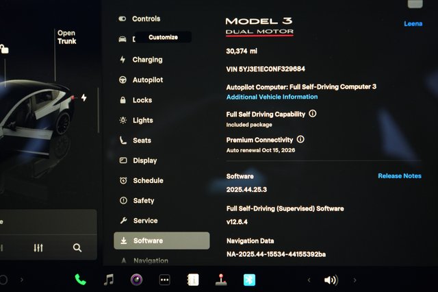 2022 Tesla Model 3 — photo 5 of 24