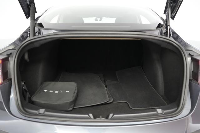 2022 Tesla Model 3 — photo 6 of 24