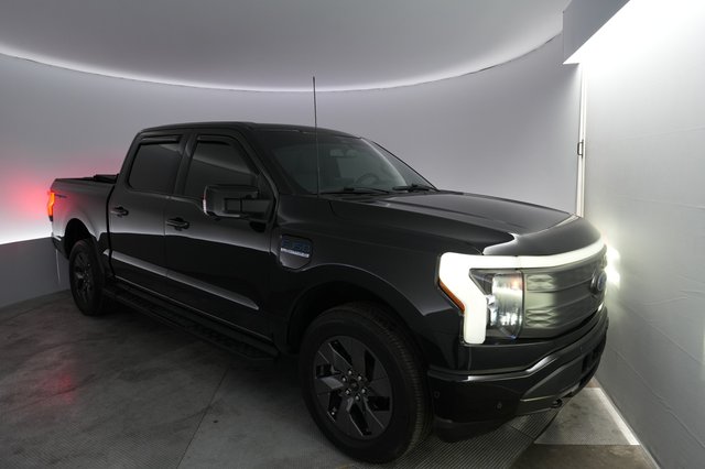 2023 Ford F-150 Lightning — VIN 1FTVW1EV8PWG16907