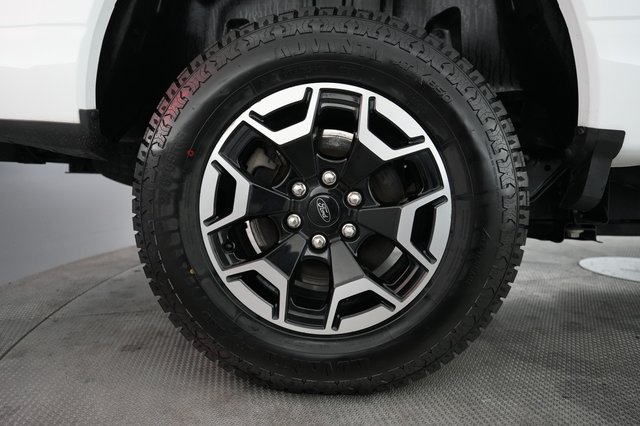 2022 Ford F-150 Lightning — photo 11 of 18
