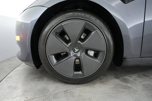 2023 Tesla Model 3 — photo 15 of 21