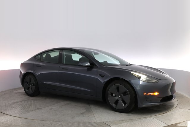 2023 Tesla Model 3 — photo 11 of 21