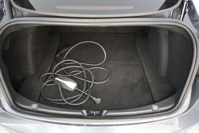 2023 Tesla Model 3 — photo 6 of 21
