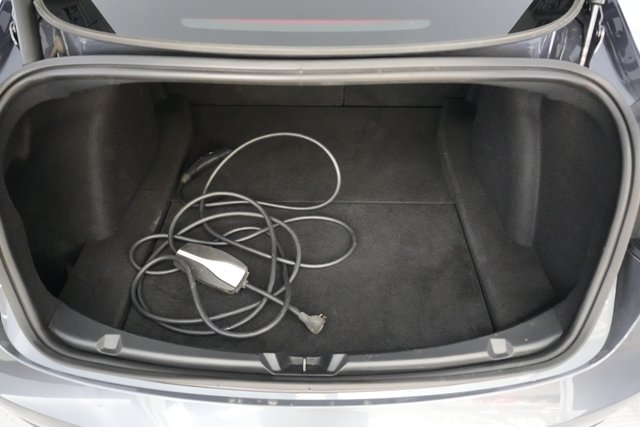 2023 Tesla Model 3 — photo 6 of 21
