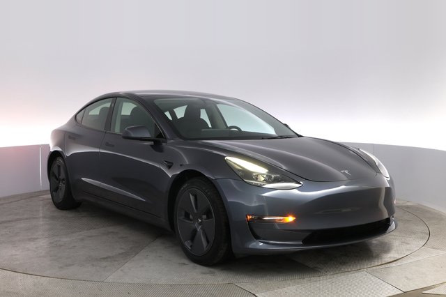 2023 Tesla Model 3 — photo 10 of 21
