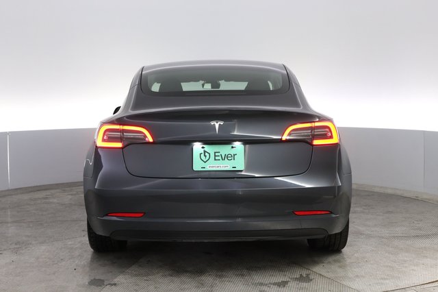 2023 Tesla Model 3 — photo 12 of 21