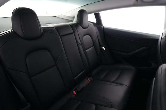 2023 Tesla Model 3 — photo 4 of 21