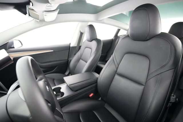 2023 Tesla Model 3 — photo 3 of 21