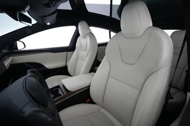 2023 Tesla Model S — photo 3 of 21