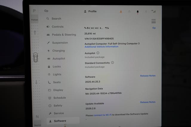 2023 Tesla Model S — photo 5 of 21