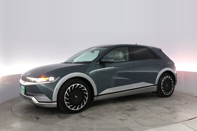 2023 Hyundai IONIQ 5 — photo 14 of 23