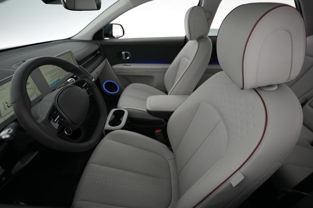 2023 Hyundai IONIQ 5 — photo 3 of 23