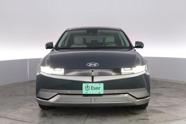 2023 Hyundai IONIQ 5 — photo 9 of 23