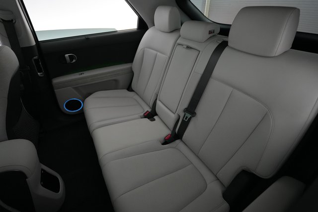 2023 Hyundai IONIQ 5 — photo 19 of 23